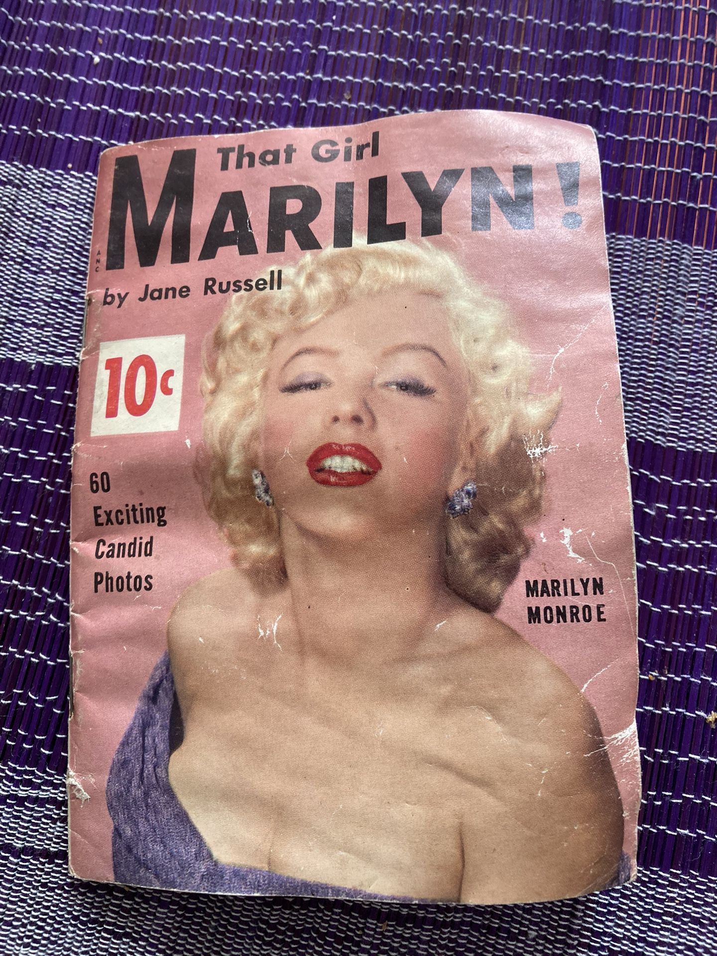 "That Girl Marilyn Monroe" By Jane Russell 60 Photo Pinups Mini Magazine 1956.