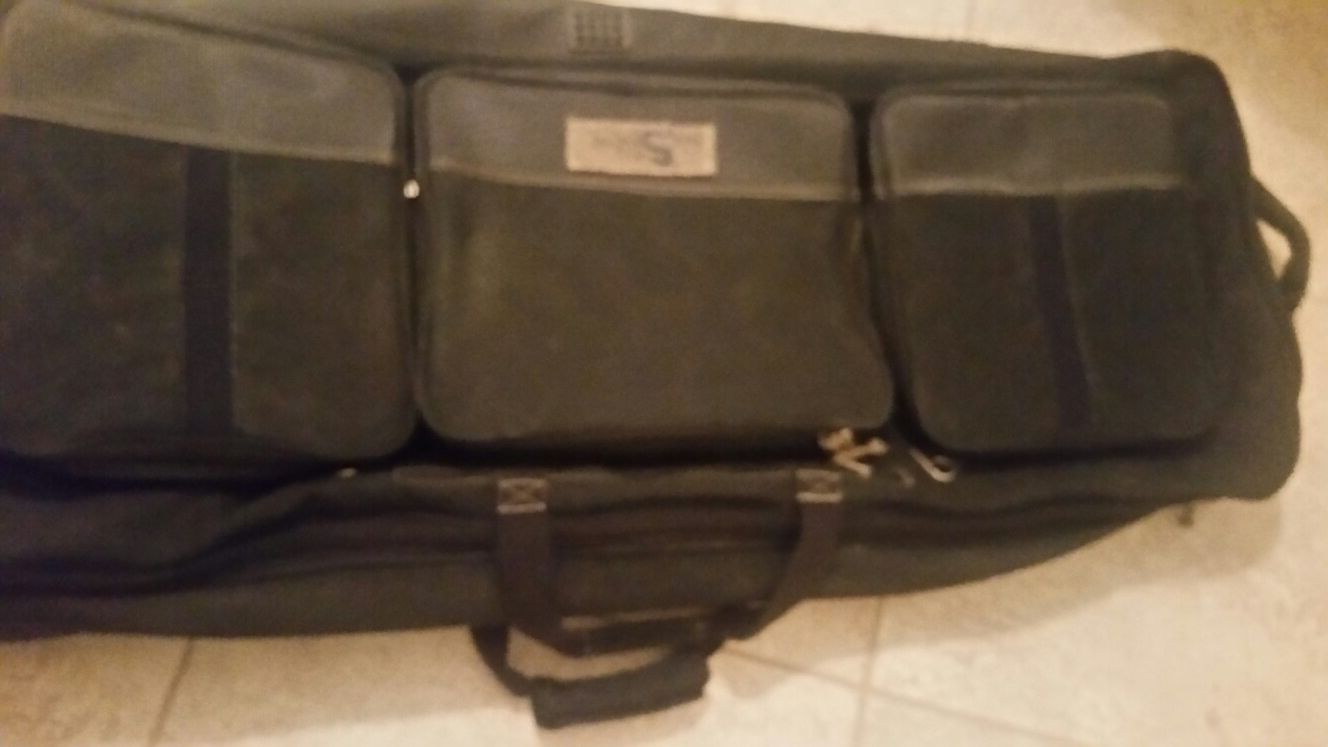 Road runner rolling piano case