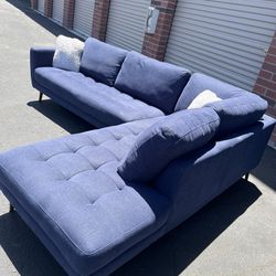 Beautiful Sectional Couch 