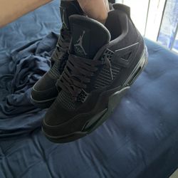 Jordan 4 Black Cats