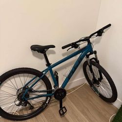 Fuji MTB Medium Frame