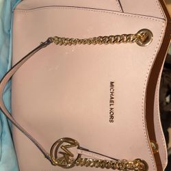 Micheal Kors Purse