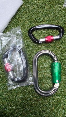 3 Heavy Duty Climbing Carabiner
