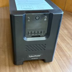 🔋CyberPower PR1500LCD UPS – Great Condition! 🔋