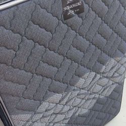 Black Queen Size Set 