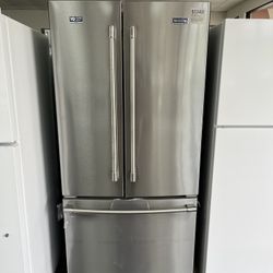 Maytag French Door 33”W 22 Cu Ft Refrigerator, Water Dispenser, Energy Star, One Year Warranty
