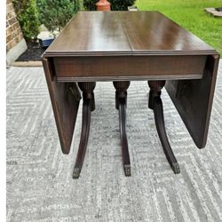 Dining  Table 