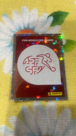 Cromo Panini Mundial 2026 Suiza Escudo Red Crumple EXCLUSIVO