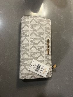 Wallet mk
