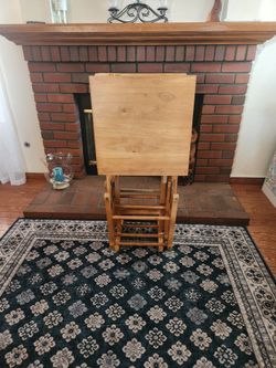 Convertible TV Tray set w/stand, and Table Cloths