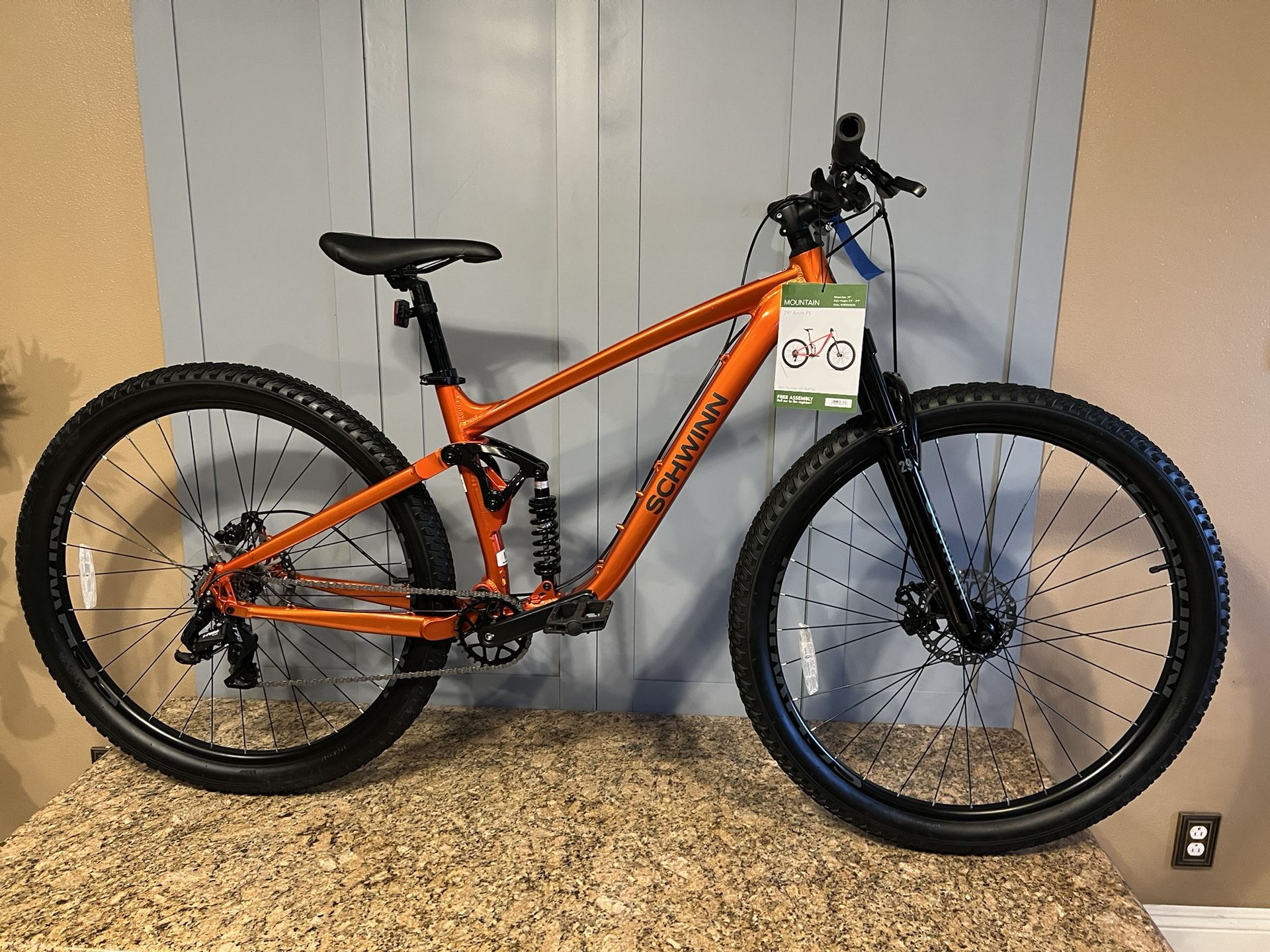 SCHWINN AXUM FS bike 29”