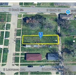 0.17 Acre Springfield, Sangamon County, IL (Power, Water, & Paved Road) L