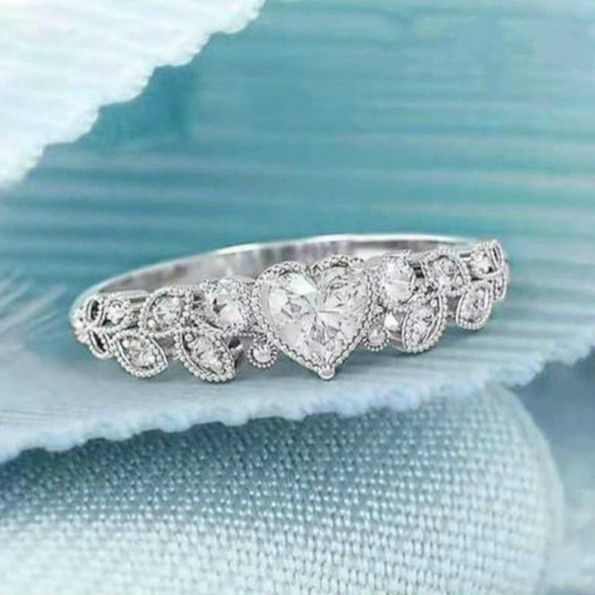 "Heart shape CZ Eternity 925 Silver Plated Fashion Ring for Women, L089
 
  
