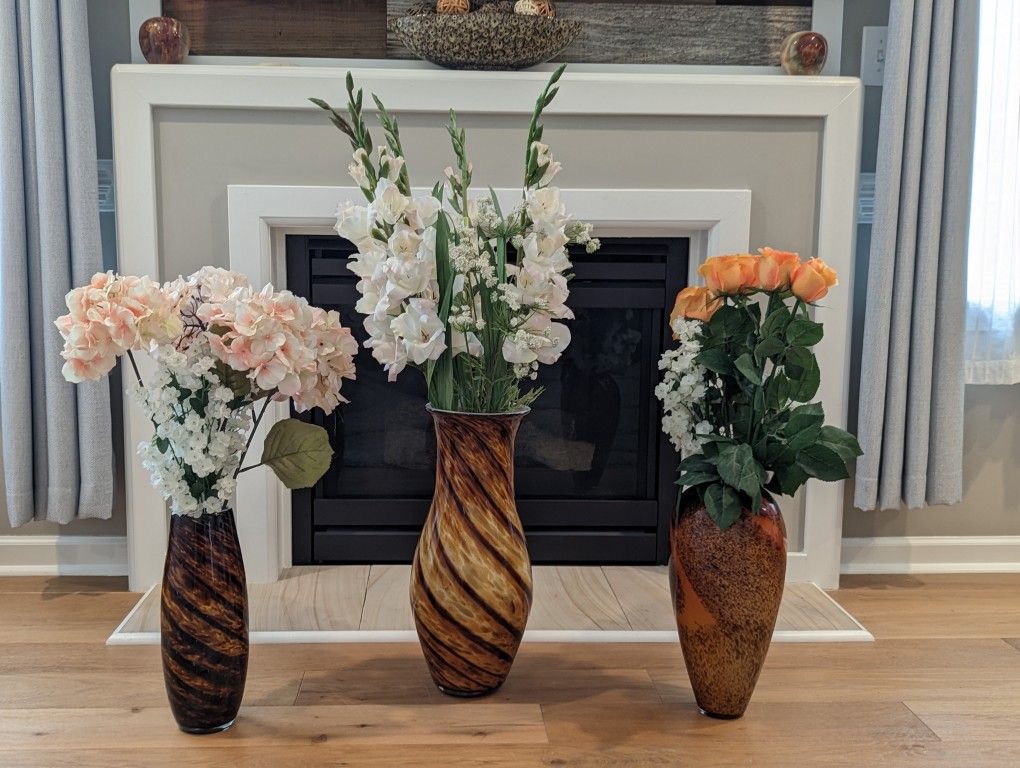 3 Decorative Vases with Flowers