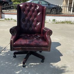 Chesterfield Style Tufted Executive Office Chair