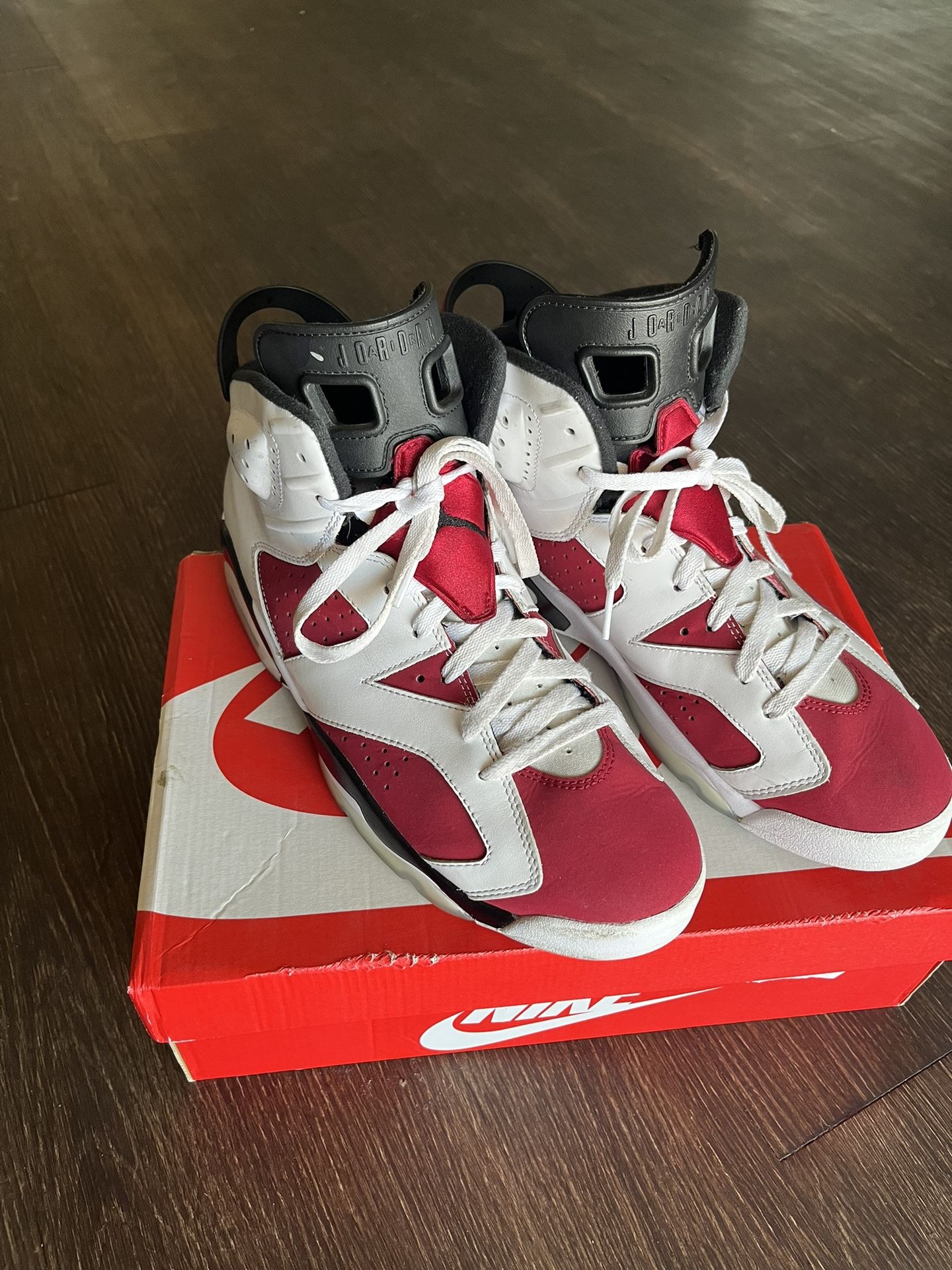 Air Jordan 6 Retro ‘Carmine’ Clothing