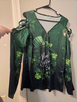 Women's St. Patrick's Day Shamrock Cold Shoulder Long Sleeve Top