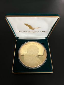 2000 Giant Quarter-Pound 24k Golden Proof Dollar Coin