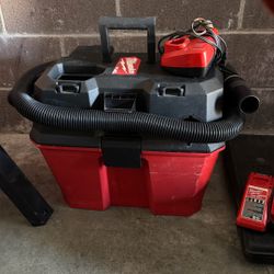 Milwaukee M18 Wet Vac 