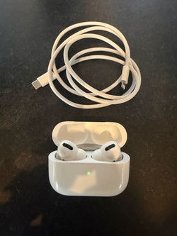 Apple AirPods Pro (1st Gen)