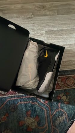 Nike Sneakers Black and Yellow