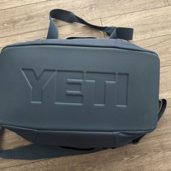 YETI Crossroads duffle bag 