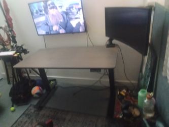 Electric Standing Desk FlexiSpot E7 Pro 55"L 28"W , Bamboo/Dark On Swivel Caster