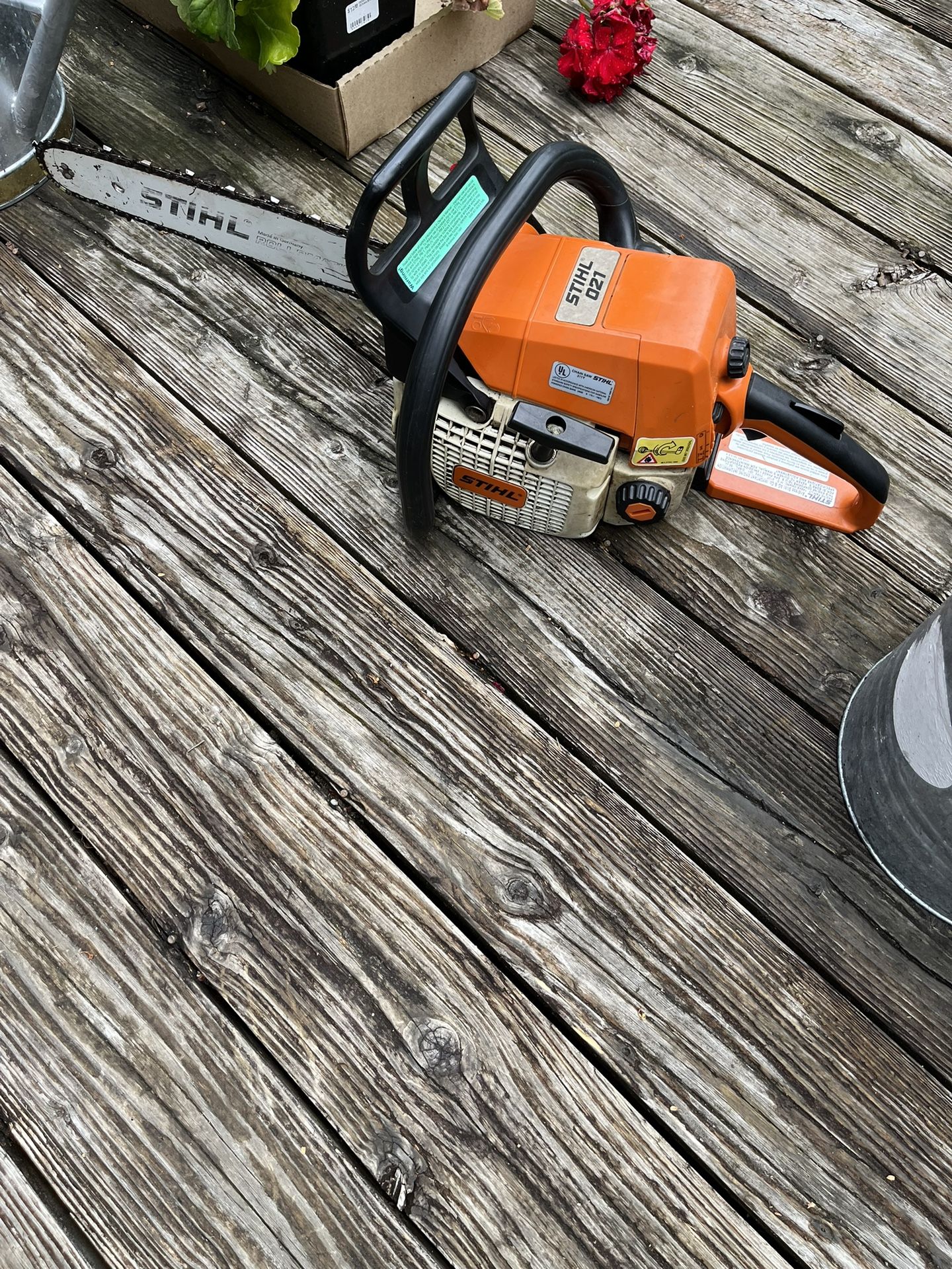 Stihl 021 Chainsaw