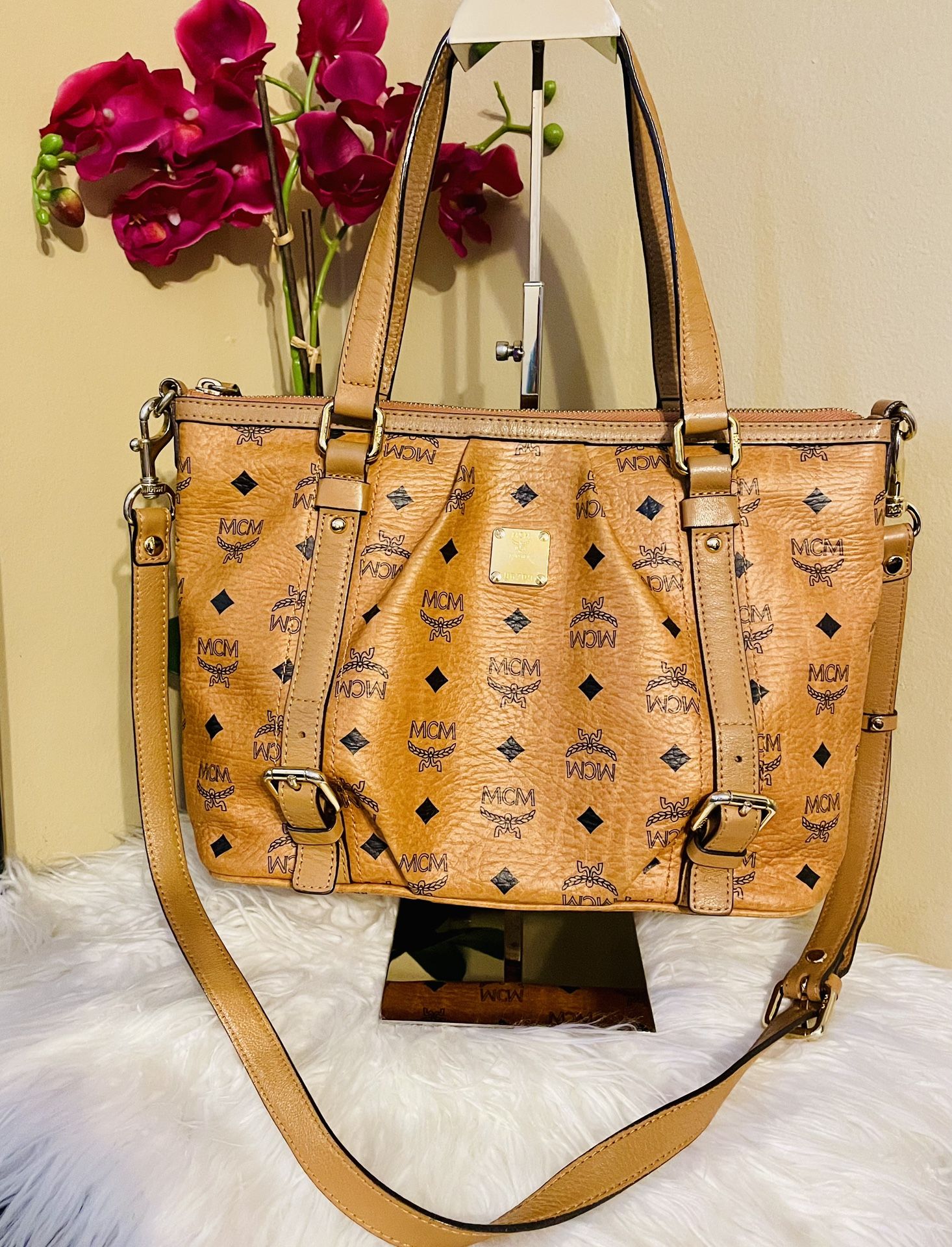 MCM 2Way Shoulder Bag