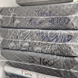 Twin 10 Inch Memory Foam Mattresses, New