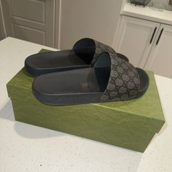 Gucci Slides 