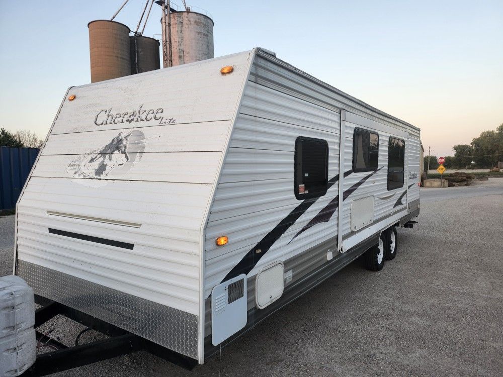 camper Cherokee lite 2006
