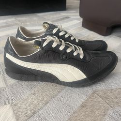 Puma Designer Collection 96 Hours Size 6 NEW store Display 