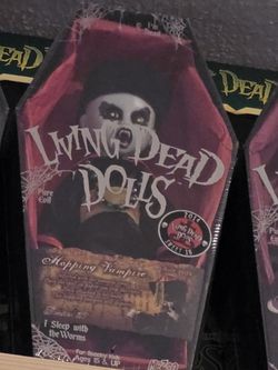 Living Dead DOLL 