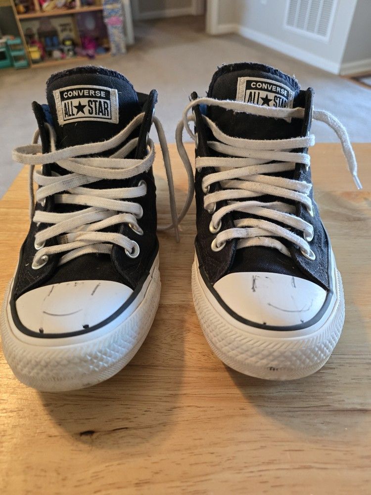 Converse All Stars Size 7.5