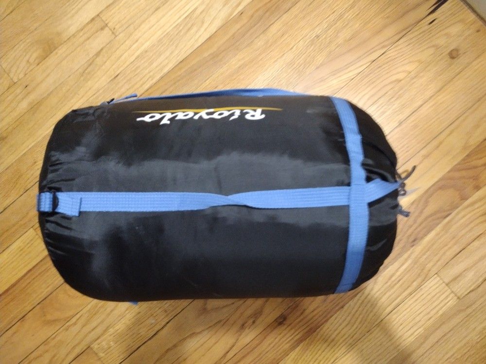 BRAND NEW Riayalo Sleeping Bag for adults cold weather, with water proof bag, high quality