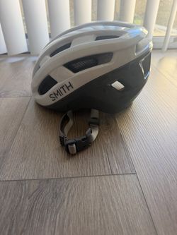 Smith Cycling Helmet White