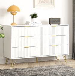 White Dresser / 6-drawer