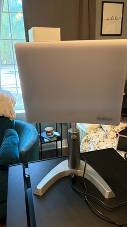 Sunlight therapy lamp - 10,000 lux