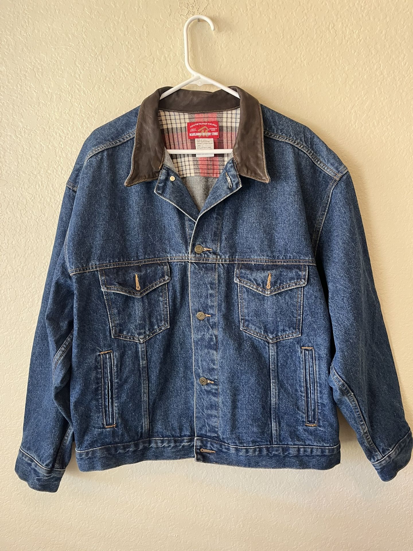 Marlboro Country Store Vintage Denim Jacket Men’s XL Blue Denim Leather Collar
