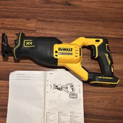 Dewalt 20V Max XR Reciprocating Saw (Sawsall)
