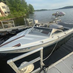 1989 Ski Boat Centurion 