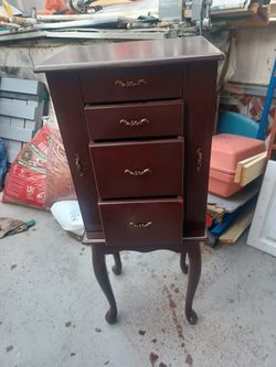 Standing Jewelry Cabinet