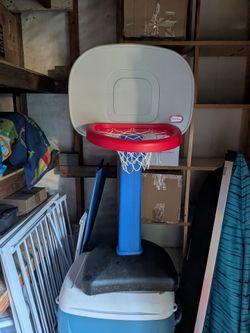 Little Tykes basketball hoop