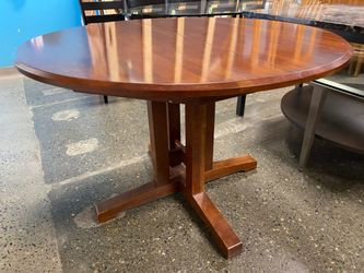 ETHAN ALLEN Solid Wood Round Dining Table