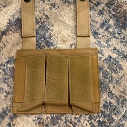 Triple pistol mag pouch