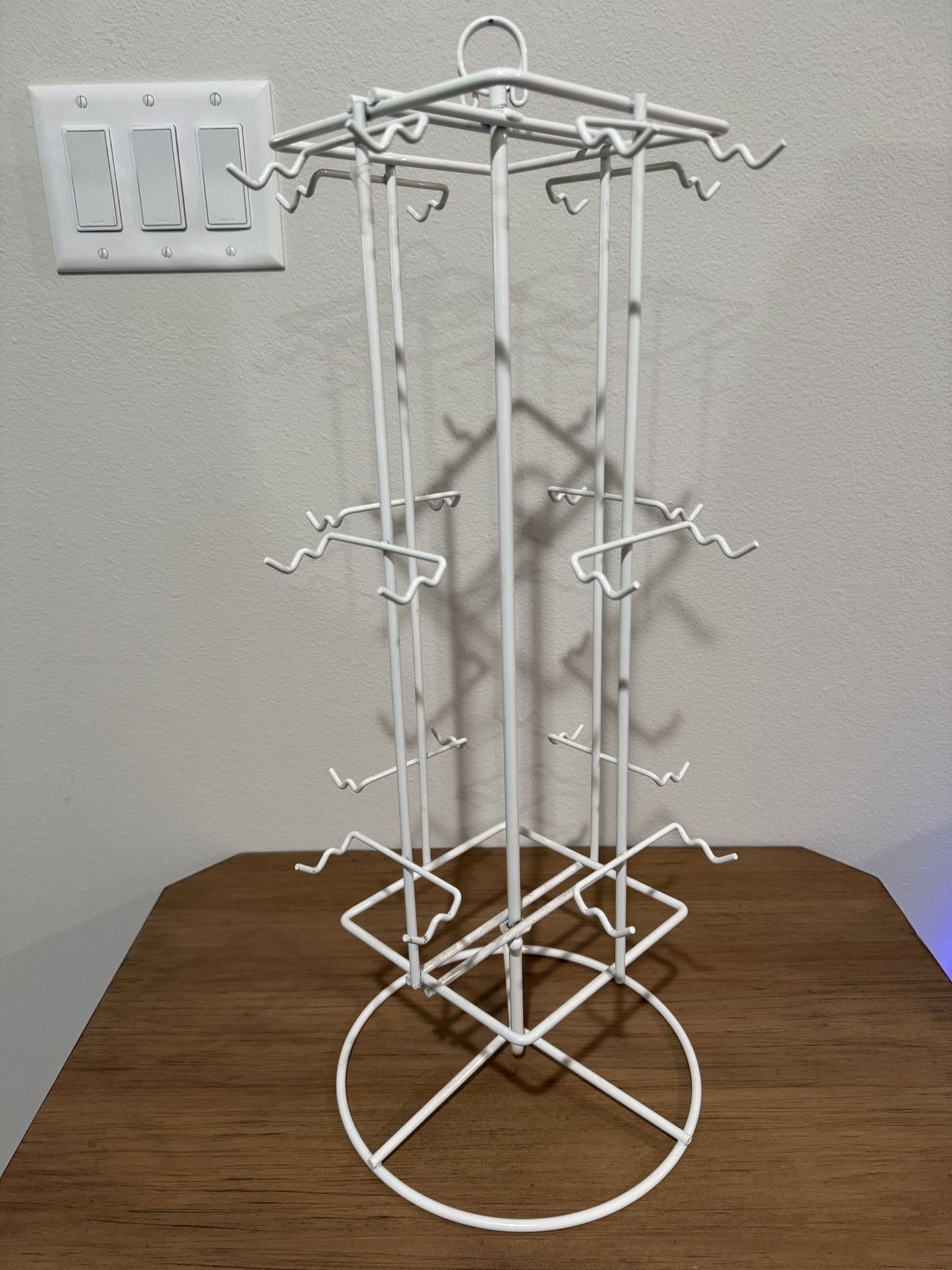 Metal Jewelry Display Stand