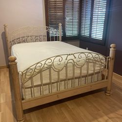 Bed Frame Queen Size
