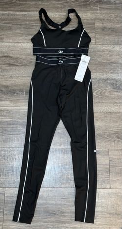 Alo Yoga Black Sports Bra and Leggings Set