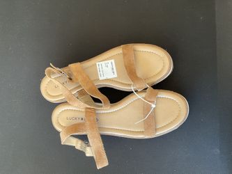 Lucky Brand Plat Form